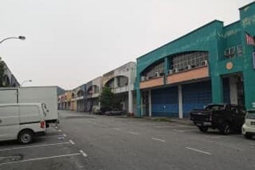 Bandar Pinggiran Subang