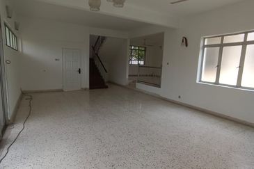 OUG Semi Detached House