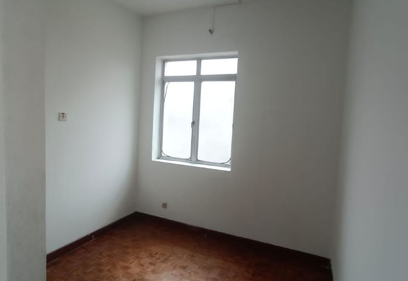 OUG Semi Detached House