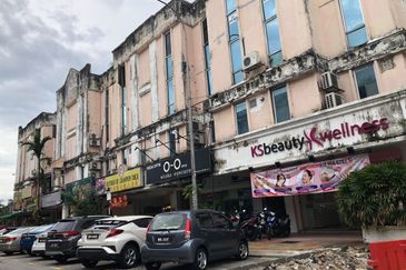 Medan Putra Business Centre