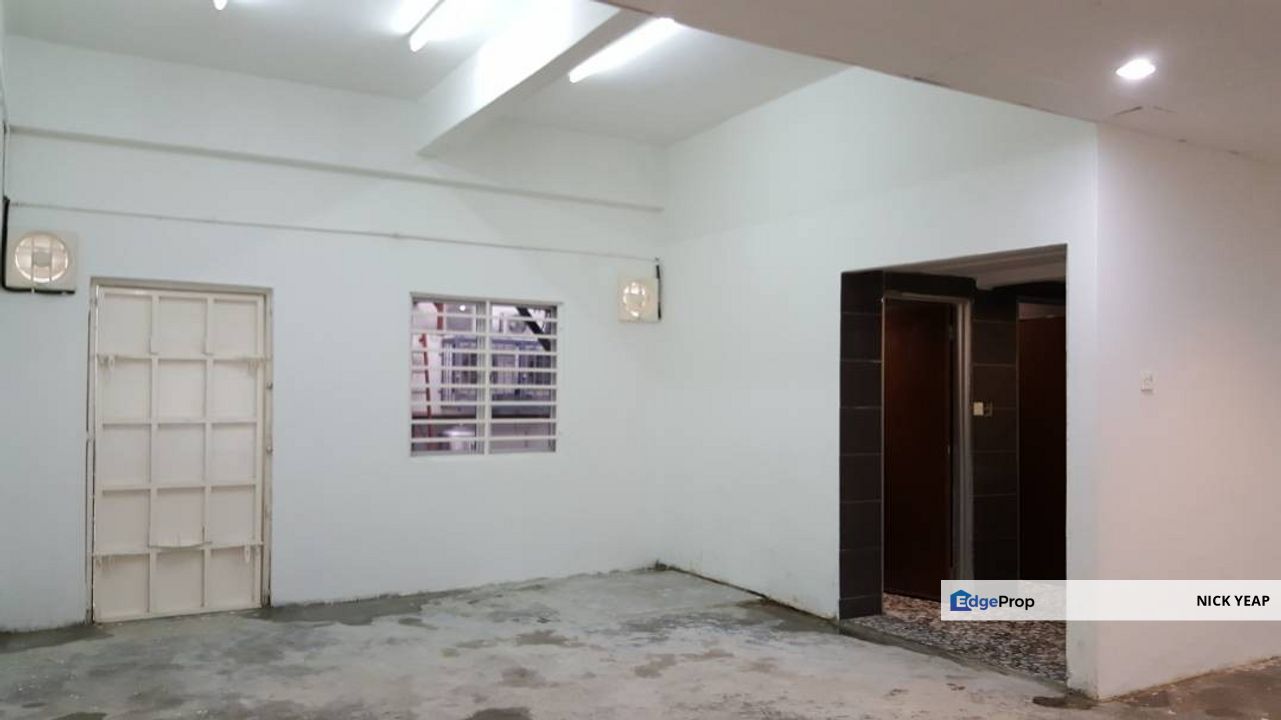 Taman Sri Bintang 3 Storey Shop, Kuala Lumpur, Segambut