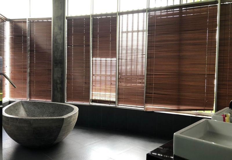 Freehold Bungalow, Gated and Guarded