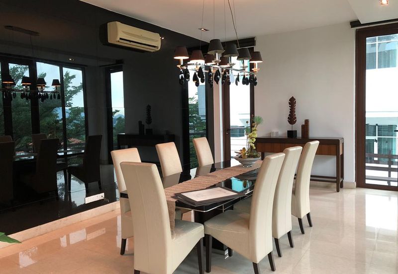 Freehold Bungalow, Gated and Guarded