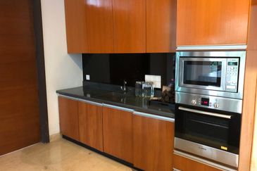 Freehold Bungalow, Gated and Guarded