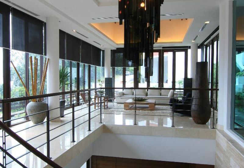 Freehold Bungalow, Gated and Guarded