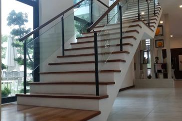 Subang Bestari Hilltop Bungalow