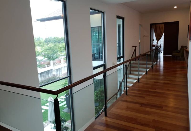 Subang Bestari Hilltop Bungalow