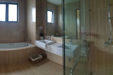 Subang Bestari Hilltop Bungalow