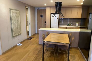 188 Suites Service Apartment