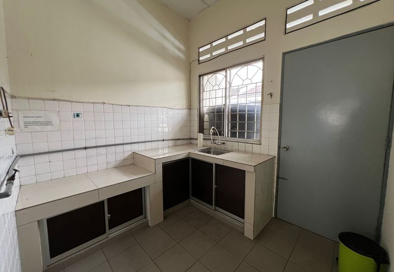 Taman Million (Million Garden)