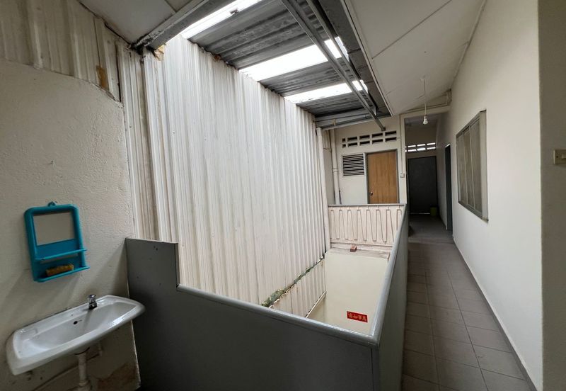 Taman Million (Million Garden)