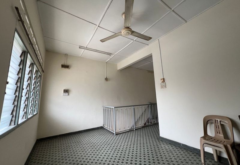 Taman Million (Million Garden)