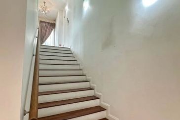 Rafflesia @ The Hill