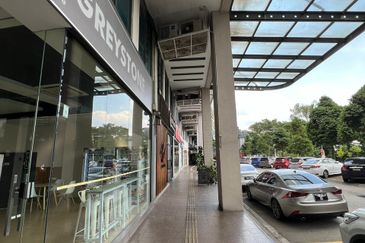 Section 13 (Seksyen 13)