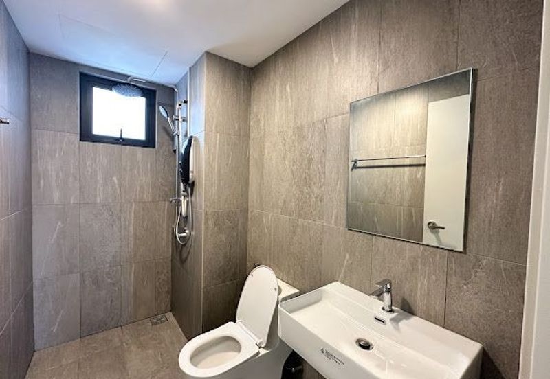 Savvy @ Riana Dutamas