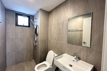 Savvy @ Riana Dutamas