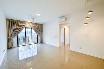 Savvy @ Riana Dutamas