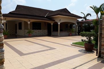 Jalan Dato Abu Bakar, Seksyen 16