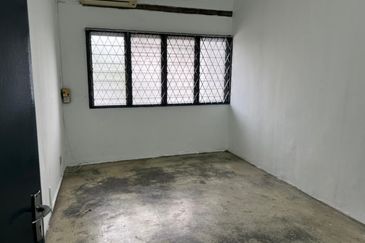 KLCC Jalan Damai Bungalow
