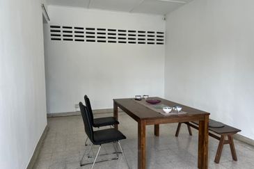 KLCC Jalan Damai Bungalow