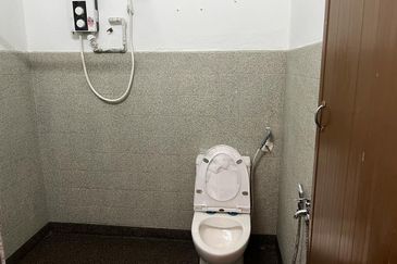 KLCC Jalan Damai Bungalow