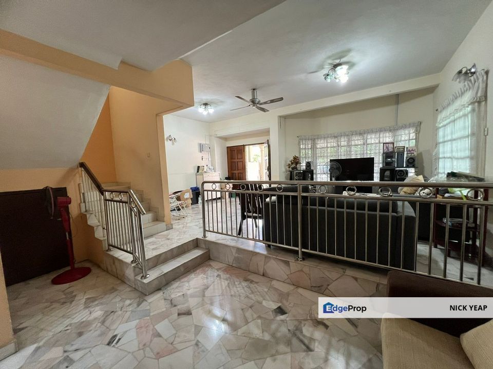 Kepong Maluri 2 Storey Terrace House End unit with Extra land, Kuala Lumpur, Kepong