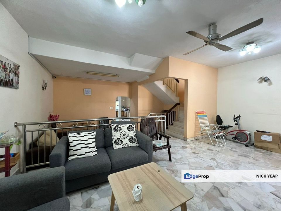 Kepong Maluri 2 Storey Terrace House End unit with Extra land, Kuala Lumpur, Kepong