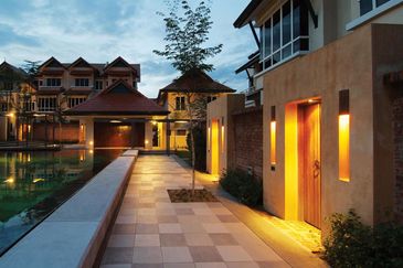 Desa ParkCity (Adora)