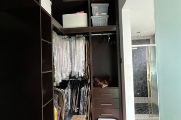 Desa ParkCity (Adora)