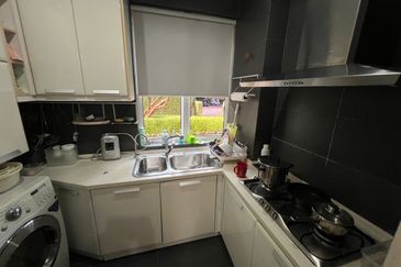 Desa ParkCity (Adora)