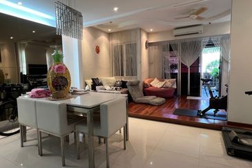 Desa ParkCity (Adora)