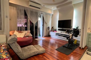 Desa ParkCity (Adora)