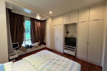 Desa ParkCity (Adora)