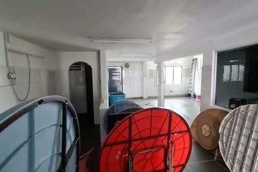 Petaling Jaya Corner Shop