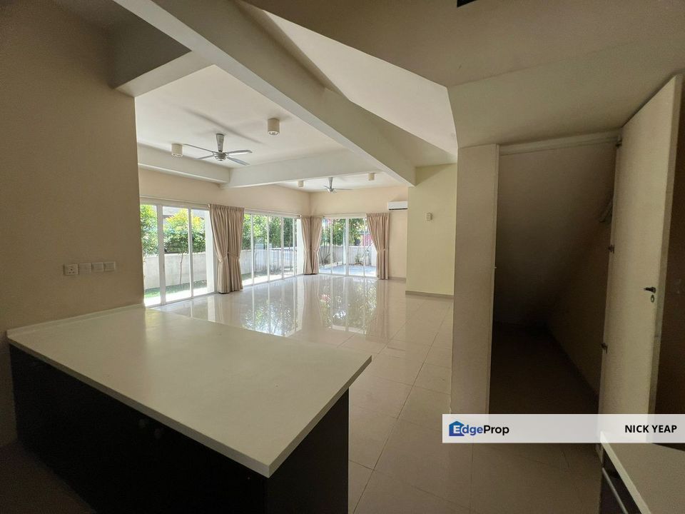 Duta Tropika 3 Storey Terrace House, Kuala Lumpur, Dutamas