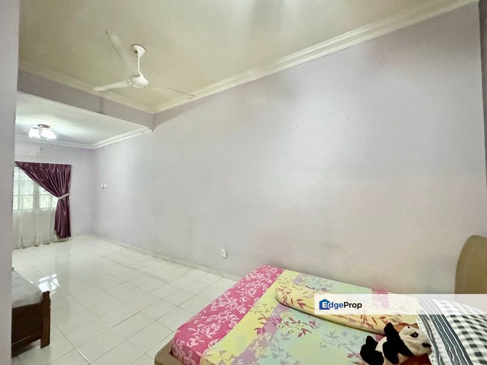 Semi D Taman Puncak Utama Kajang, Selangor, Kajang