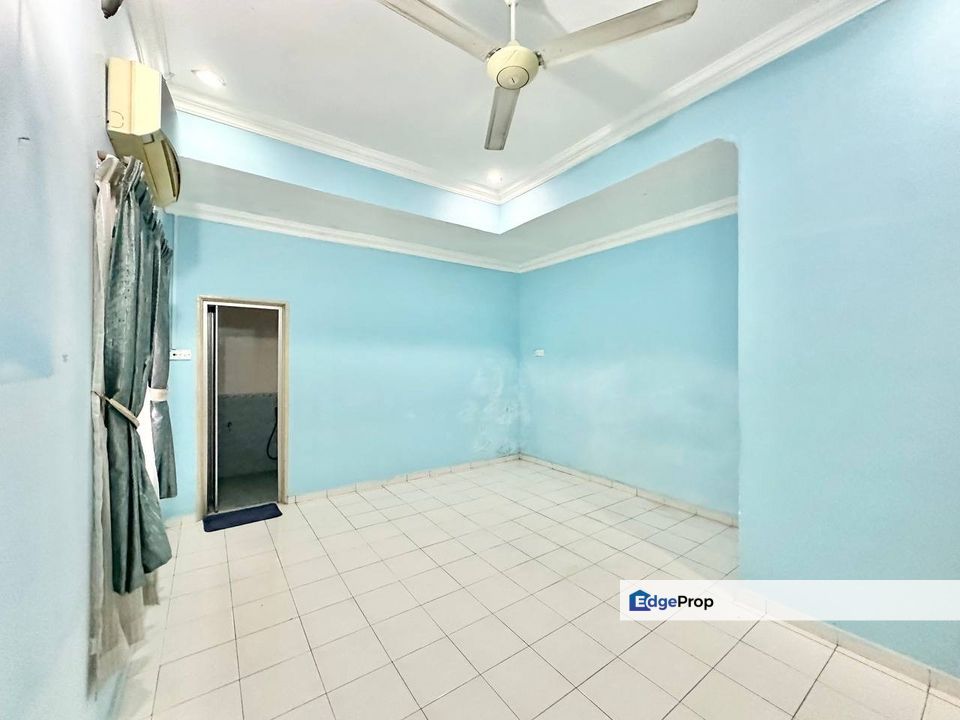 Semi D Taman Puncak Utama Kajang, Selangor, Kajang