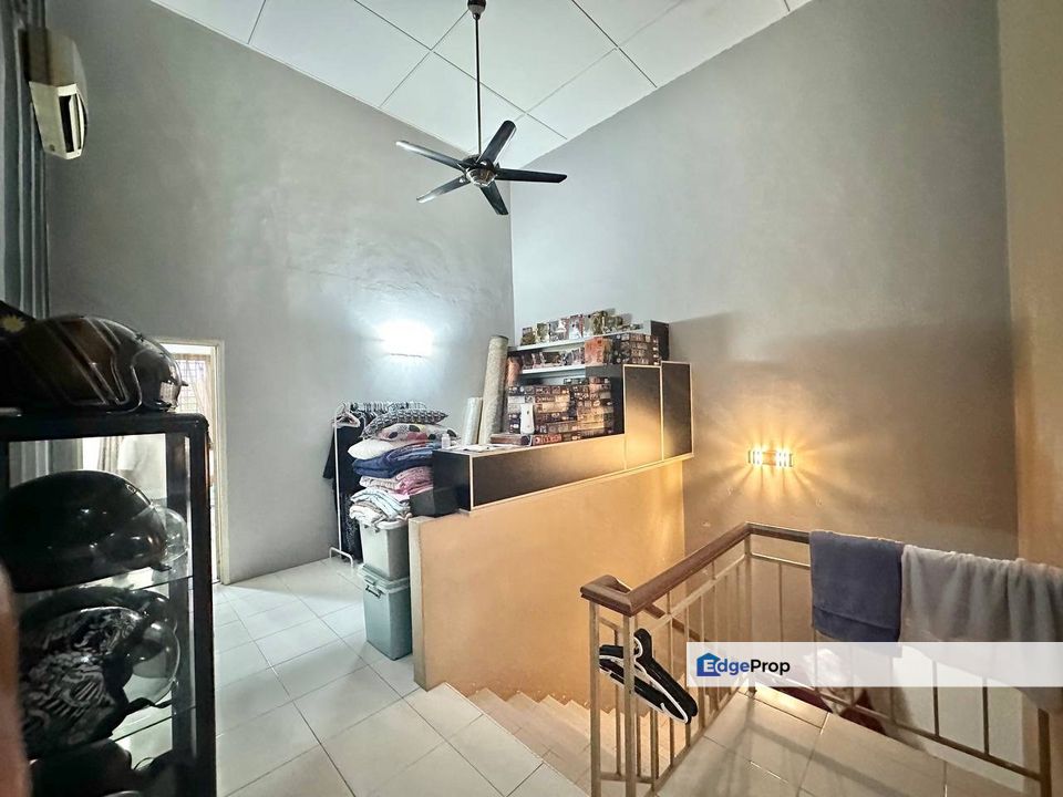 DOUBLE STOREY TERRACE BANDAR NUSAPUTRA PUCHONG , Selangor, Puchong South