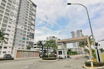 D'Cerrum Apartment @ Setia EcoHill