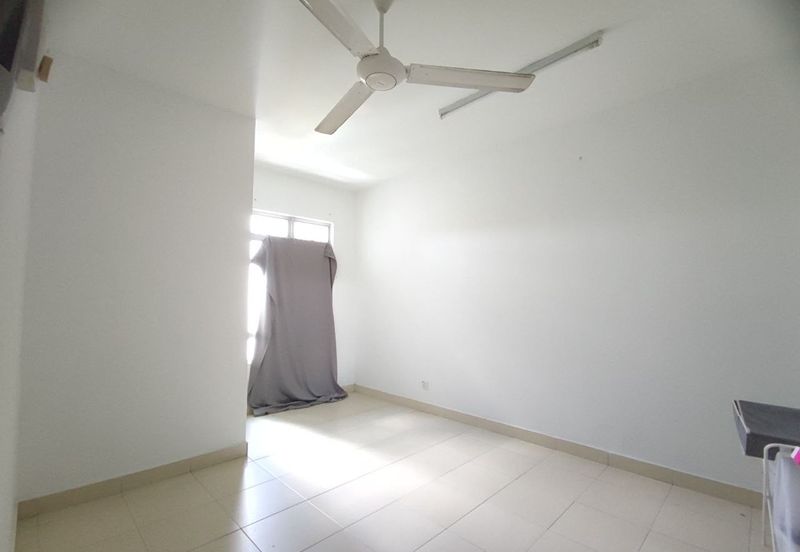 Villa Park Condominium