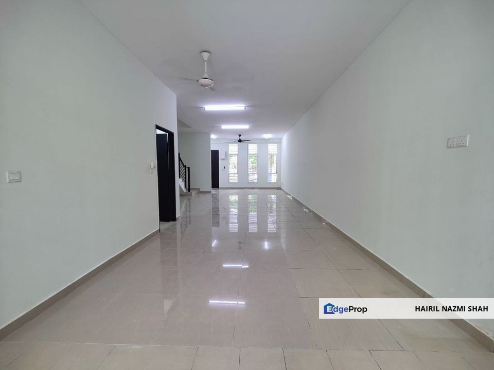 3 STOREY BANGI AVENUE, Selangor, Bangi