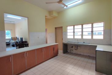 Jalan Rimba Riang 9/2