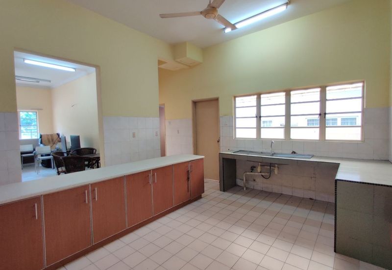 Jalan Rimba Riang 9/2