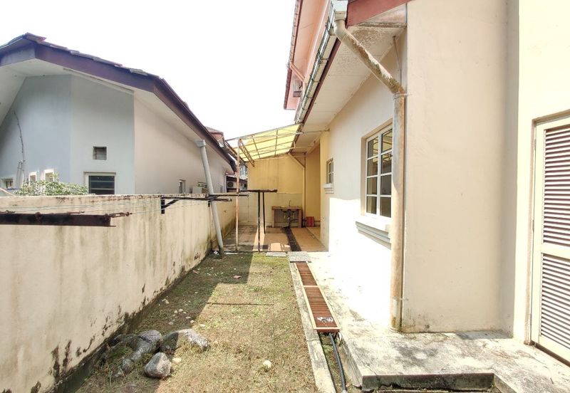 Jalan Rimba Riang 9/2