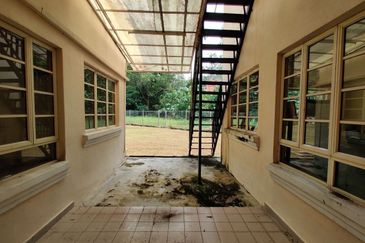 Jalan Rimba Riang 9/2