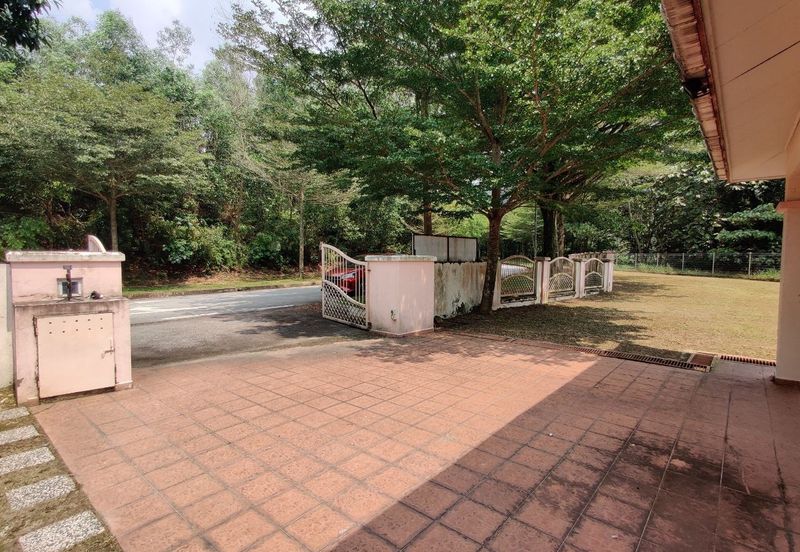 Jalan Rimba Riang 9/2