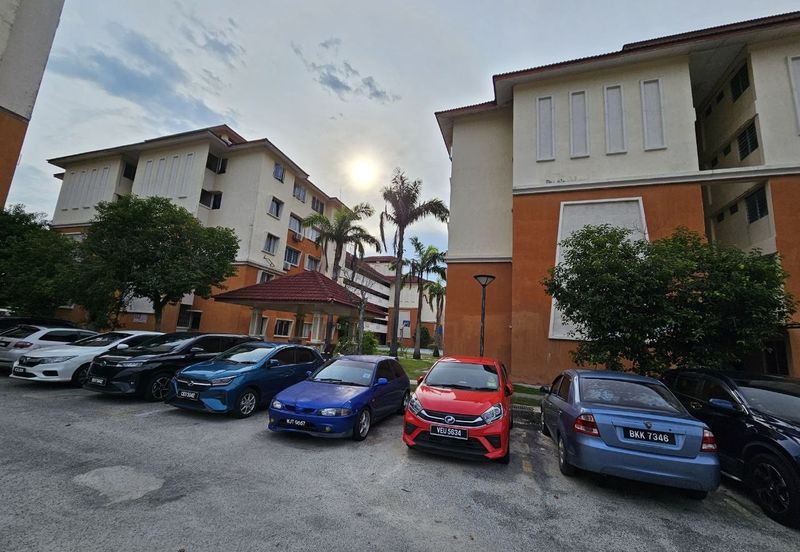 Presint 11 Apartment