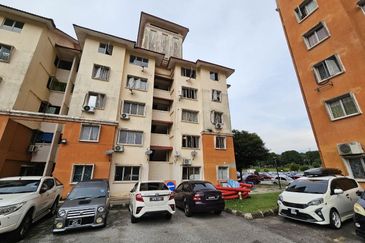 Presint 11 Apartment