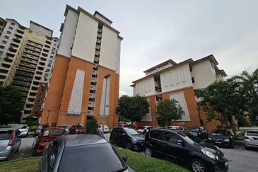 Presint 11 Apartment