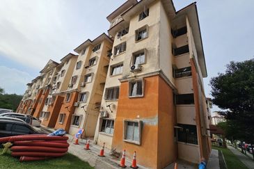 Presint 11 Apartment